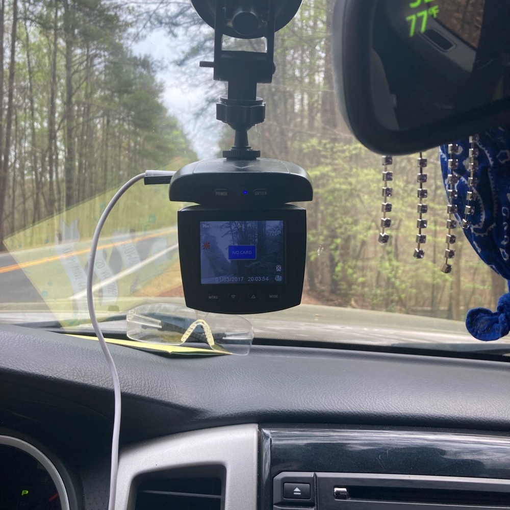 Front dash camera - Picture 3 of 4